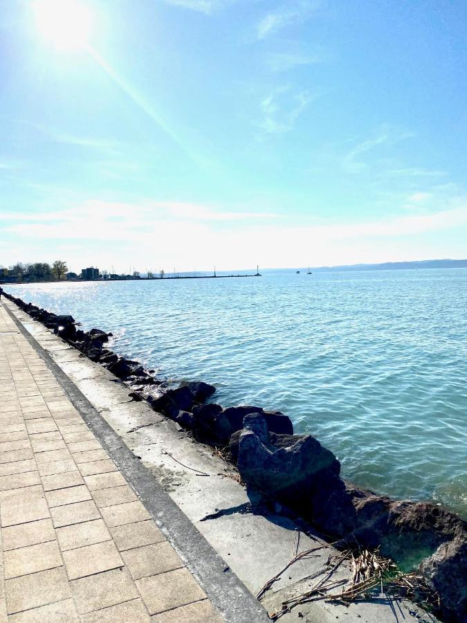 Lido Di Siofok - Aranypart - Minden 1 Percre! Leilighet Eksteriør bilde